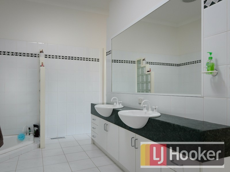 20 Christine Avenue, Berwick VIC 3806