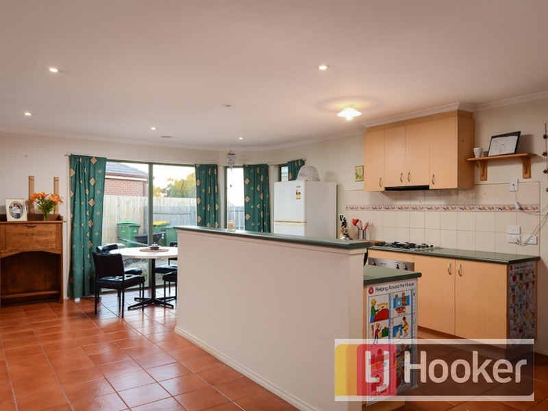 8 Tantallon Boulevard, Beaconsfield VIC 3807