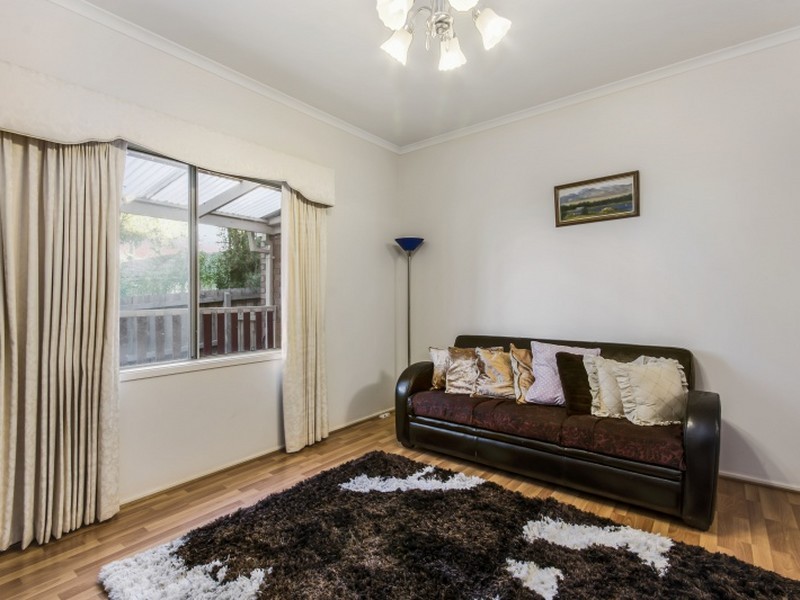 7 Heard Close, Berwick VIC 3806