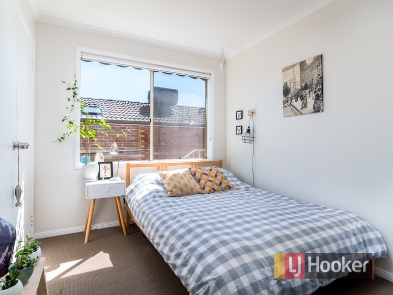 29 Valley View Crescent, Berwick VIC 3806