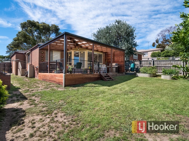 29 Valley View Crescent, Berwick VIC 3806