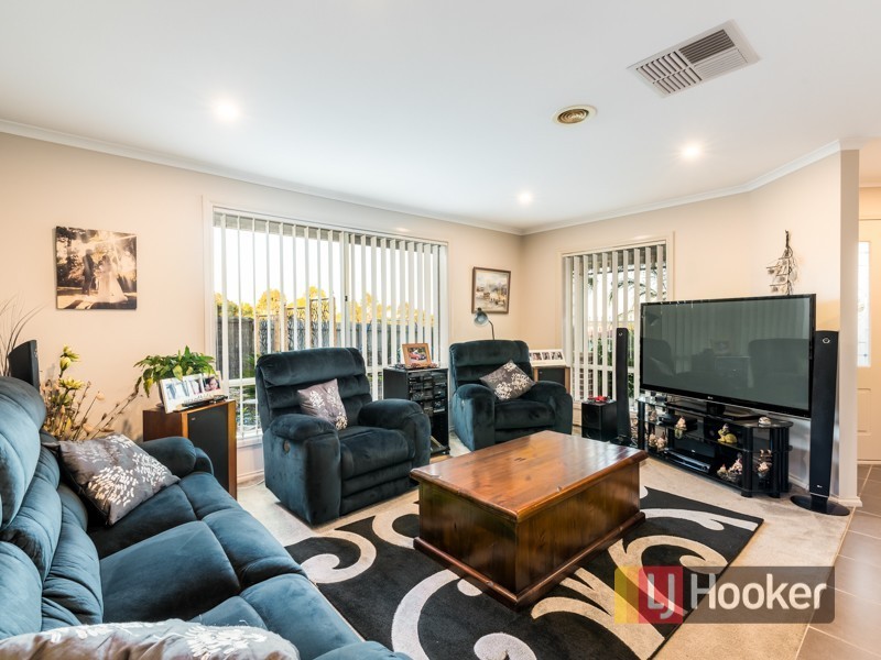 21 Daventry Court, Berwick VIC 3806