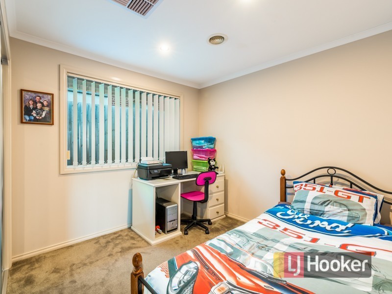 21 Daventry Court, Berwick VIC 3806