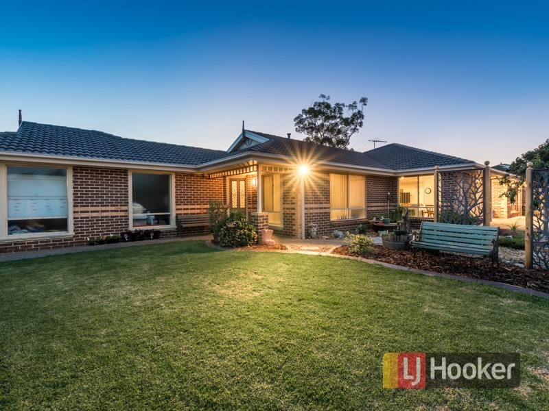 21 Daventry Court, Berwick VIC 3806