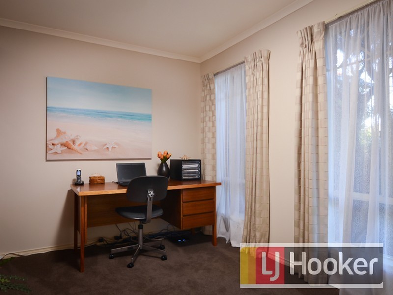 25 Bounty Way, Berwick VIC 3806