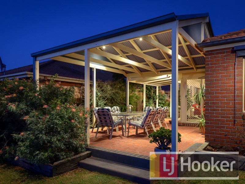 25 Bounty Way, Berwick VIC 3806