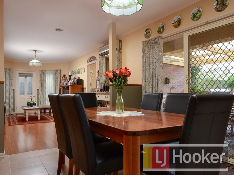 15 Shamrock Close, Narre Warren South VIC 3805