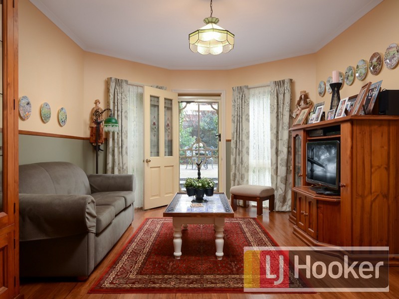 15 Shamrock Close, Narre Warren South VIC 3805