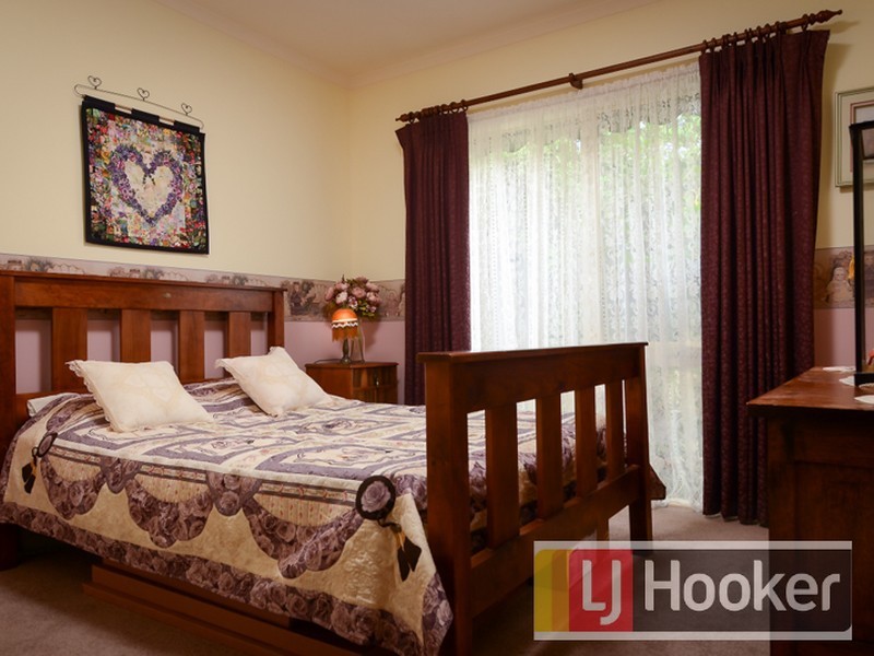 15 Shamrock Close, Narre Warren South VIC 3805