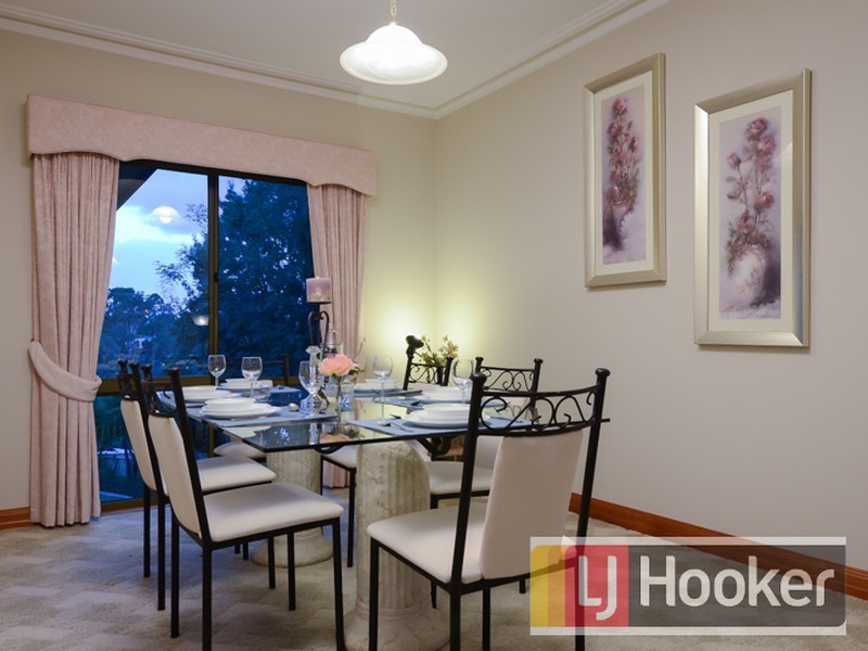 7 Mahon Avenue, Beaconsfield VIC 3807