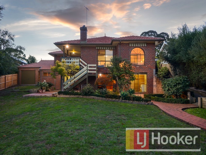 7 Mahon Avenue, Beaconsfield VIC 3807