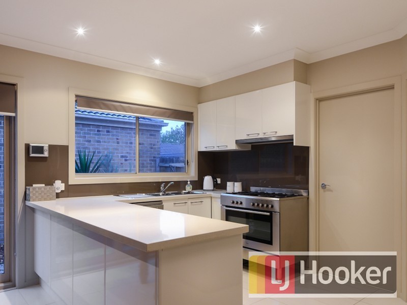 1/12 Kilvington Court, Berwick VIC 3806