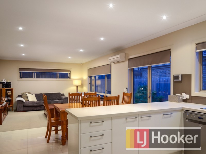 1/12 Kilvington Court, Berwick VIC 3806