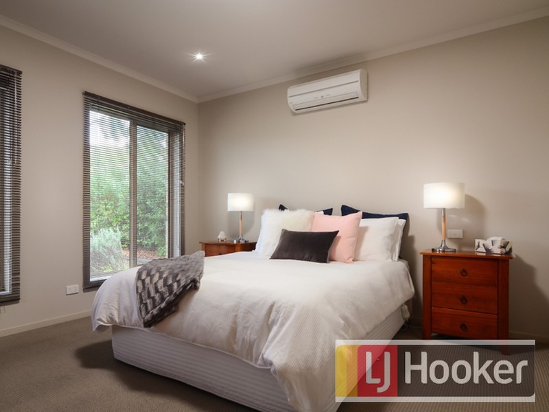 1/12 Kilvington Court, Berwick VIC 3806