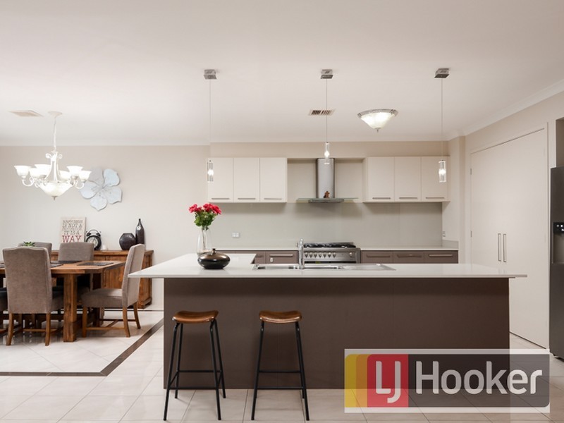 4 Jarvis Close, Narre Warren South VIC 3805