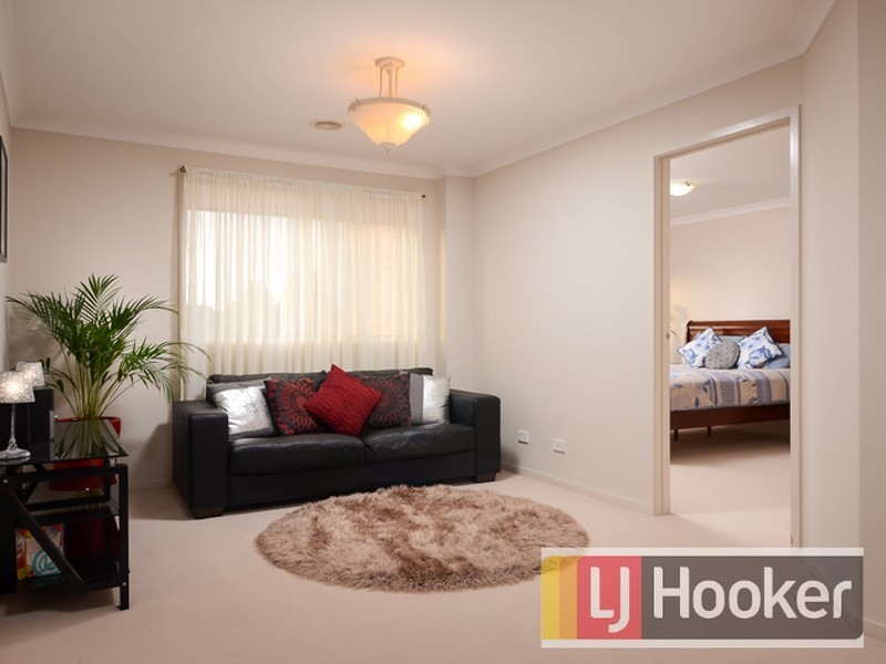 4 Jarvis Close, Narre Warren South VIC 3805