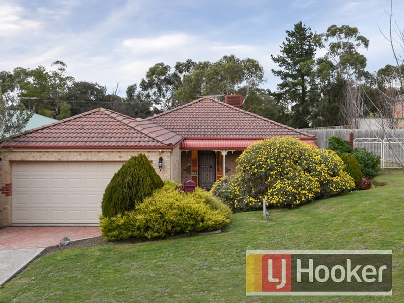49 Portchester Boulevard, Beaconsfield VIC 3807