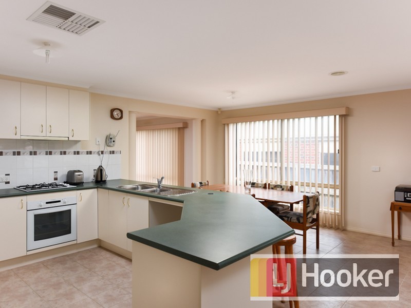 49 Portchester Boulevard, Beaconsfield VIC 3807