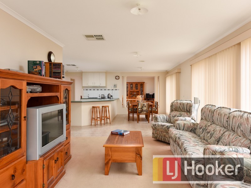49 Portchester Boulevard, Beaconsfield VIC 3807