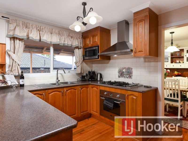 9 Howell Drive, Berwick VIC 3806