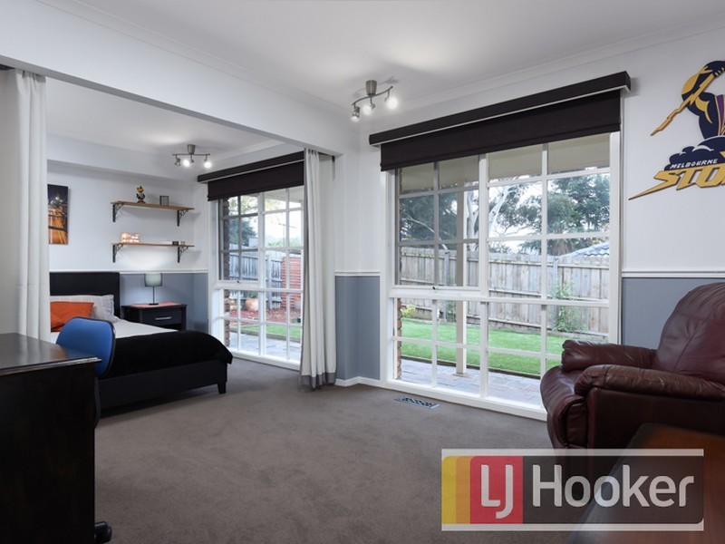 9 Howell Drive, Berwick VIC 3806
