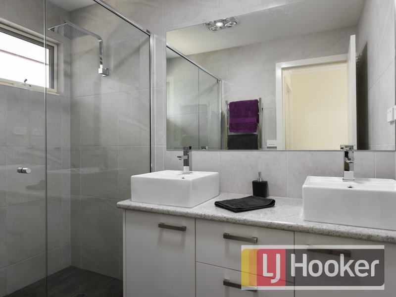 9 Howell Drive, Berwick VIC 3806