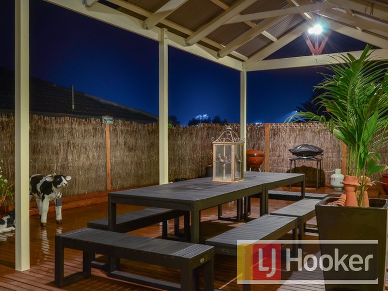 9 Howell Drive, Berwick VIC 3806