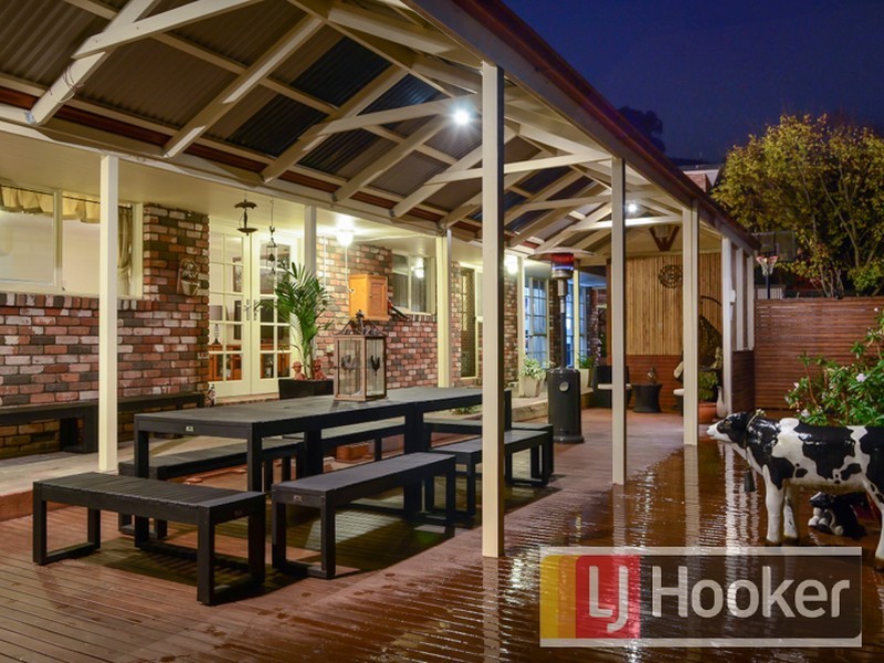 9 Howell Drive, Berwick VIC 3806