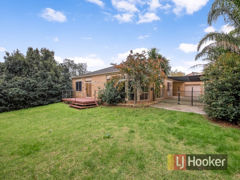 64 Chirnside Road, Berwick VIC 3806