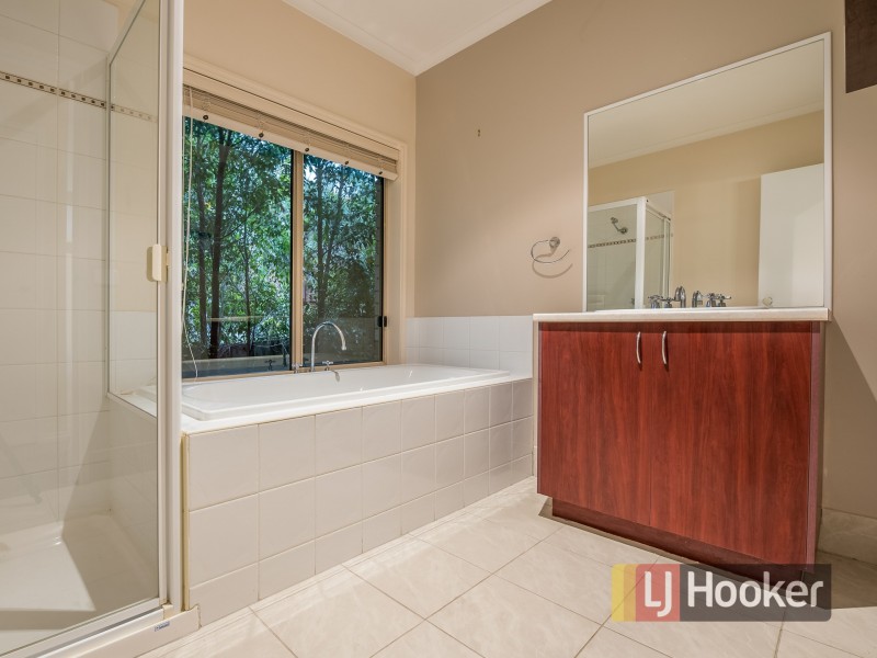 64 Chirnside Road, Berwick VIC 3806