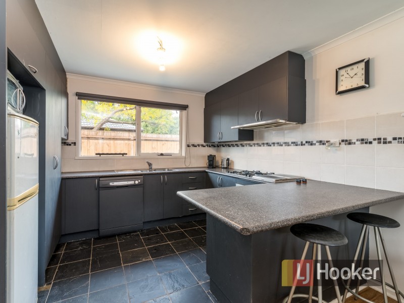 13 Willslie Crescent, Berwick VIC 3806