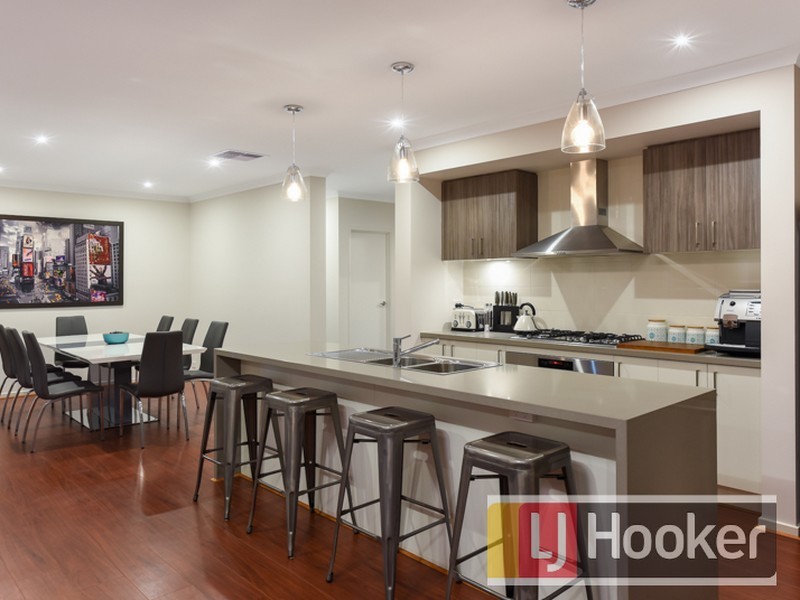 15 Hedgevale Drive, Officer VIC 3809