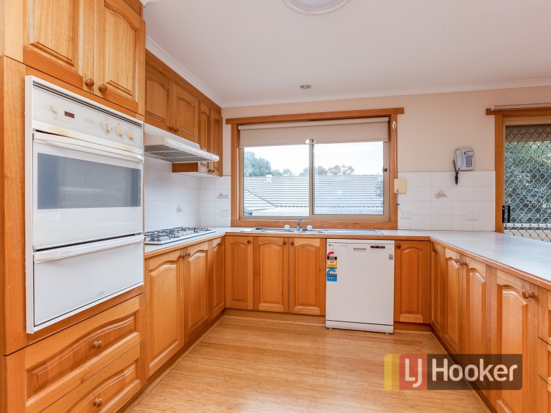 28 Sunnyside Drive, Berwick VIC 3806