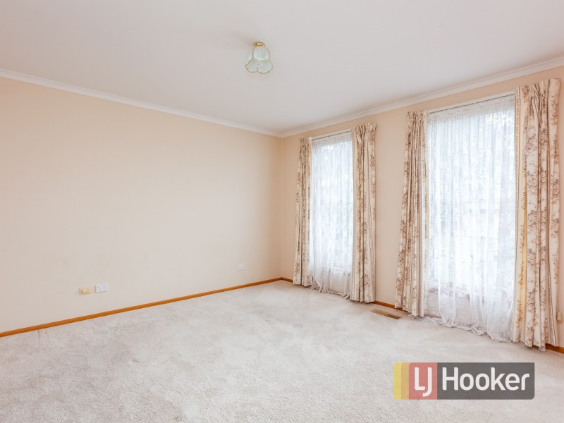 28 Sunnyside Drive, Berwick VIC 3806