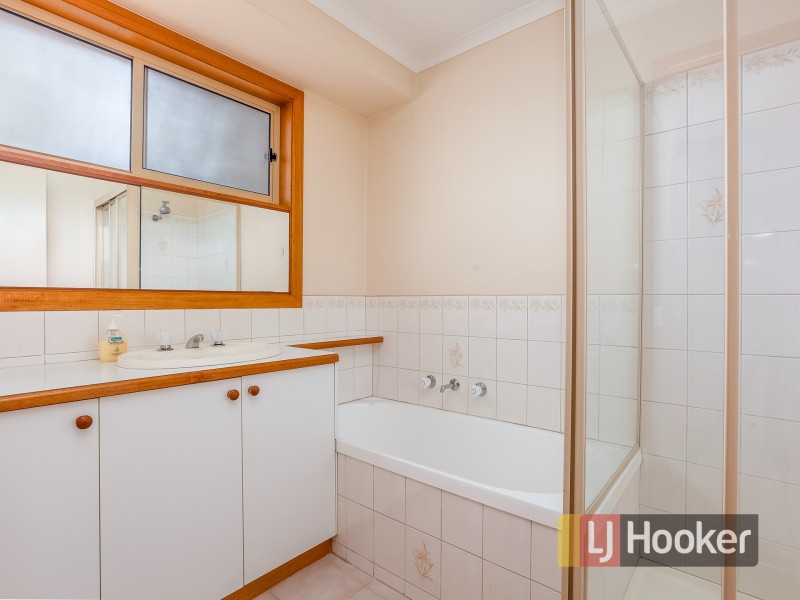 28 Sunnyside Drive, Berwick VIC 3806