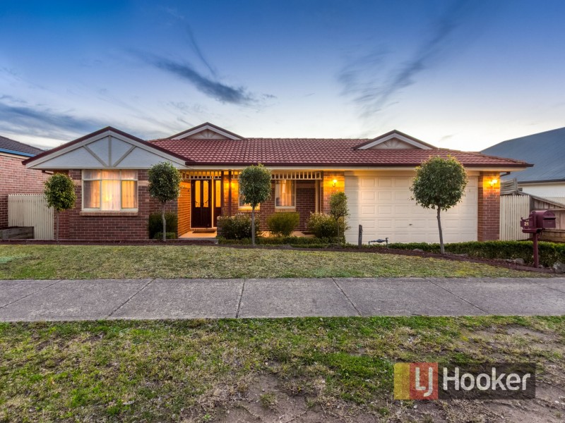 21 Grove Gardens, Berwick VIC 3806