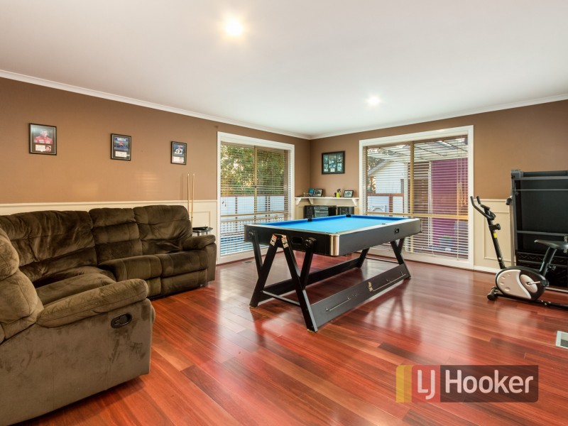 21 Grove Gardens, Berwick VIC 3806
