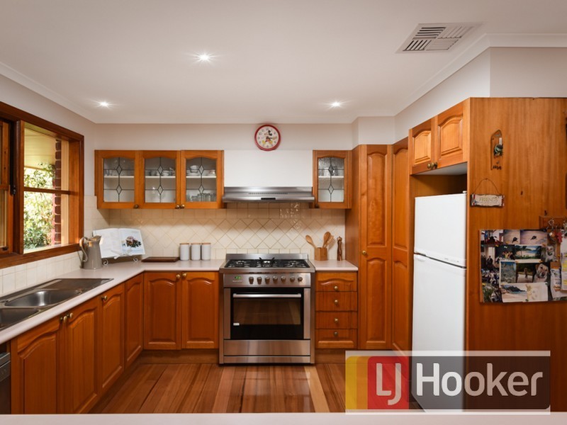 9 Benson Court, Narre Warren VIC 3805