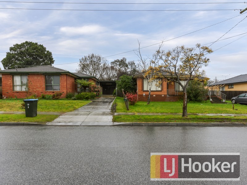 6 & 8 Meadow Wood Walk, Narre Warren VIC 3805