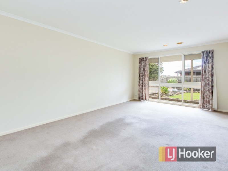 2 White Ash Court, Narre Warren VIC 3805