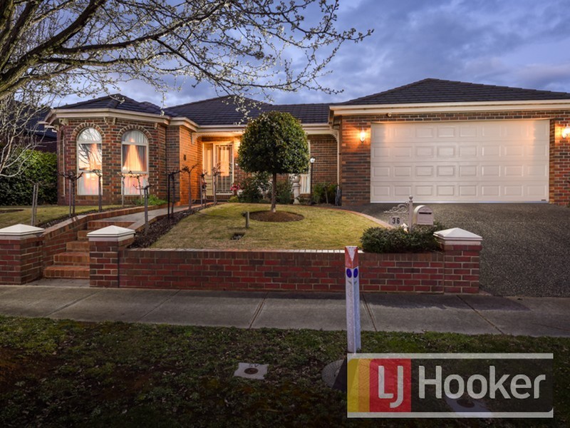 36 Montpelier Drive, Berwick VIC 3806