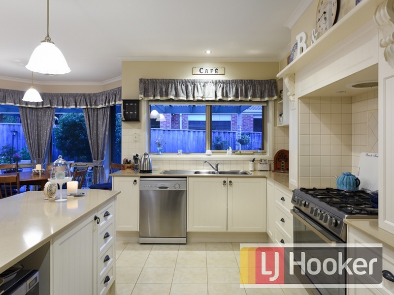 36 Montpelier Drive, Berwick VIC 3806