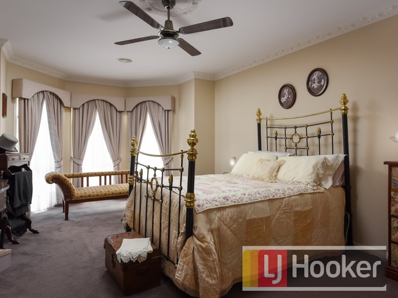 36 Montpelier Drive, Berwick VIC 3806