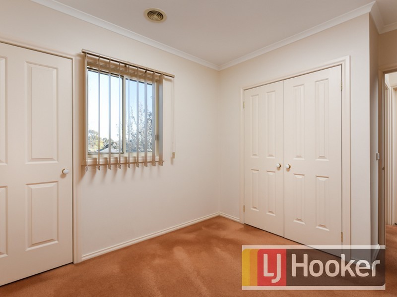 1/12-14 Harkaway Road, Berwick VIC 3806