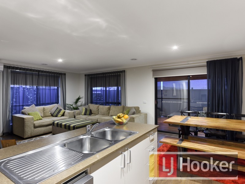 29 Mallard Avenue, Officer VIC 3809