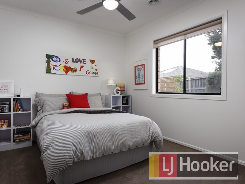 18 Meg Way, Berwick VIC 3806