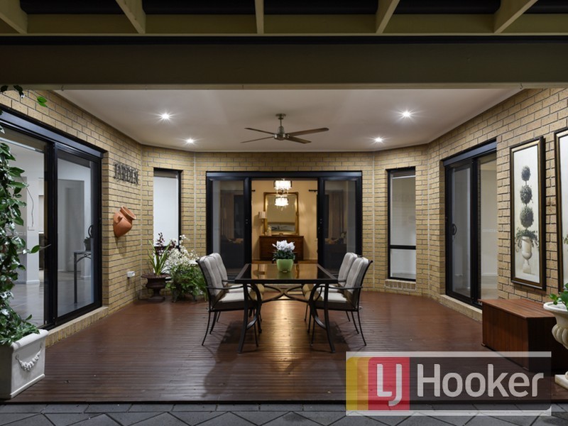 18 Meg Way, Berwick VIC 3806