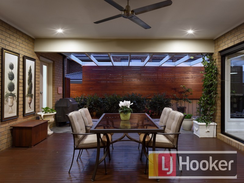 18 Meg Way, Berwick VIC 3806