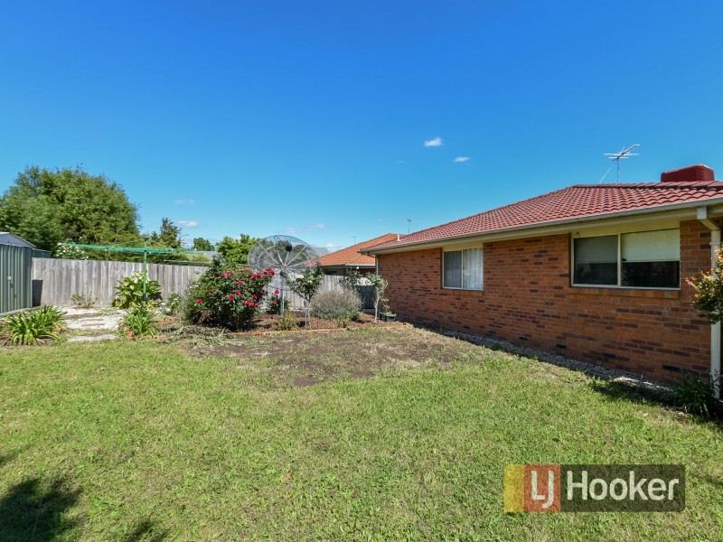 30 John Fisher Drive, Berwick VIC 3806