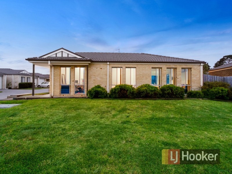 15/7 Melissa Way, Pakenham VIC 3810
